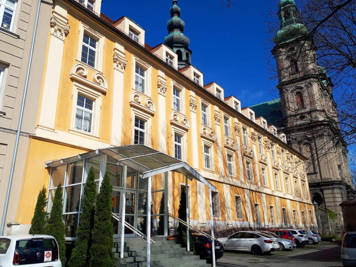 Diecezjalny Dom Formacyjny Apartment นือซา ภายนอก รูปภาพ