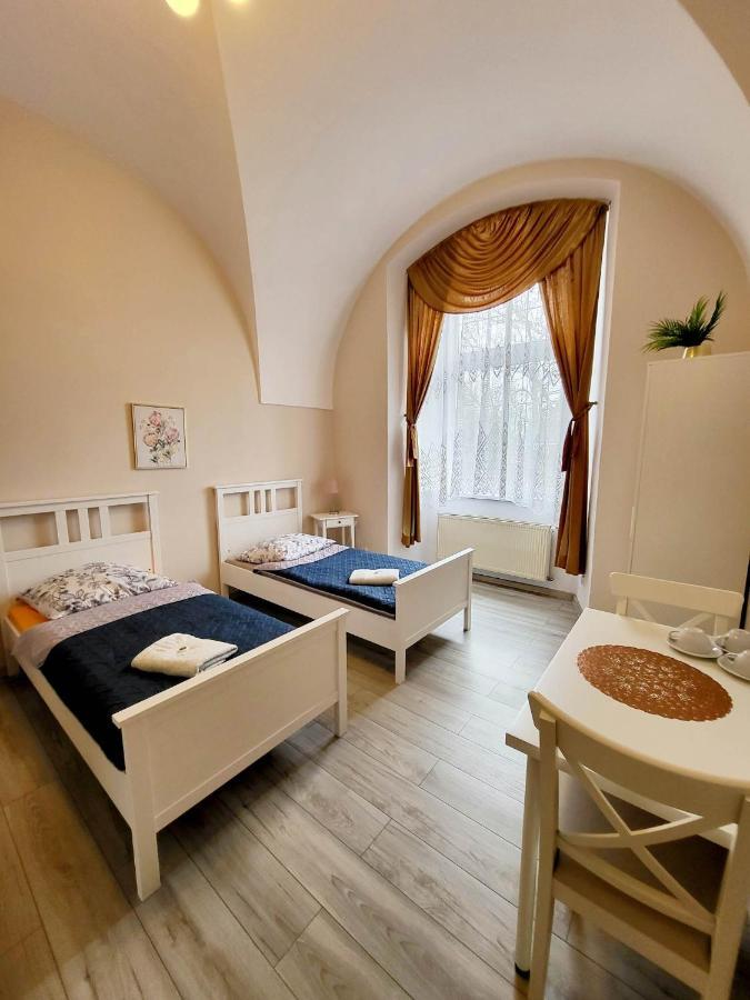 Diecezjalny Dom Formacyjny Apartment นือซา ภายนอก รูปภาพ