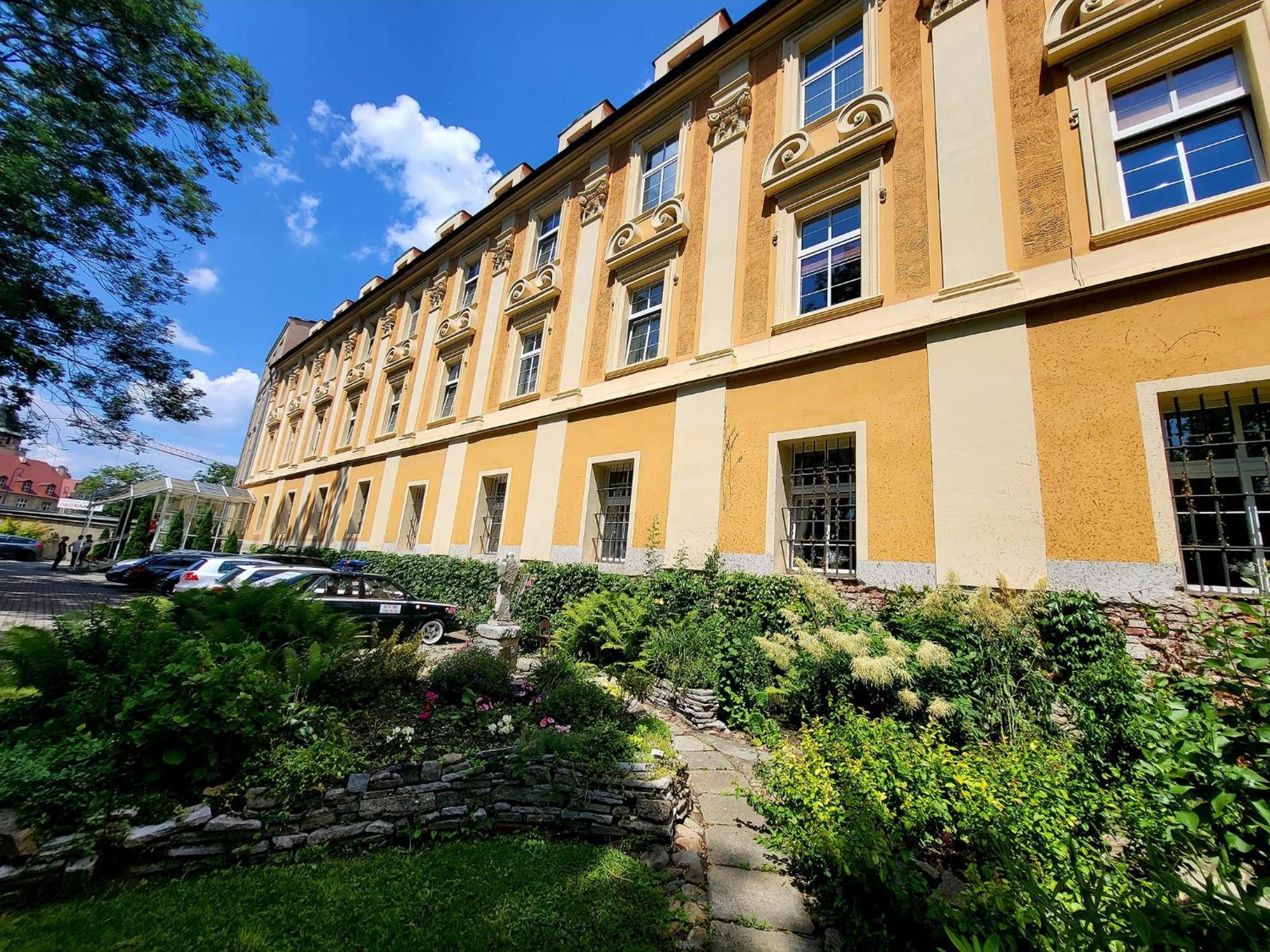 Diecezjalny Dom Formacyjny Apartment นือซา ภายนอก รูปภาพ